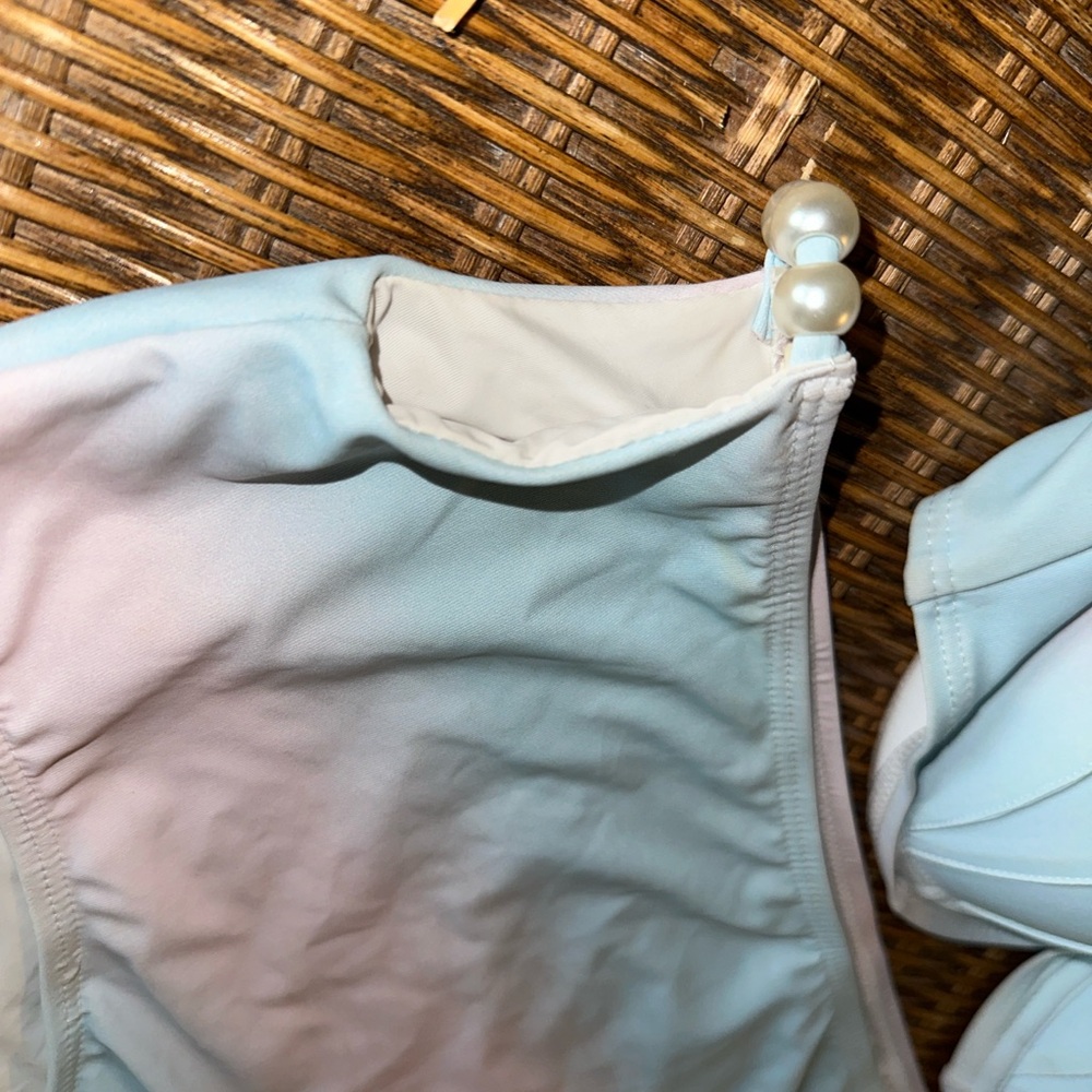 Cupshe Mermaid Seashell High-Waist Bikini - Picture 3 of 8